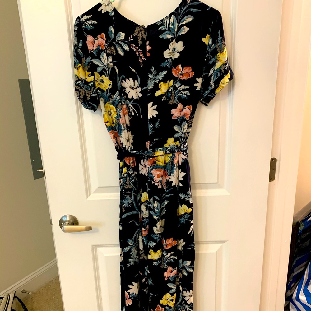 Blossom Jumpsuit Loft Size 4 EUC